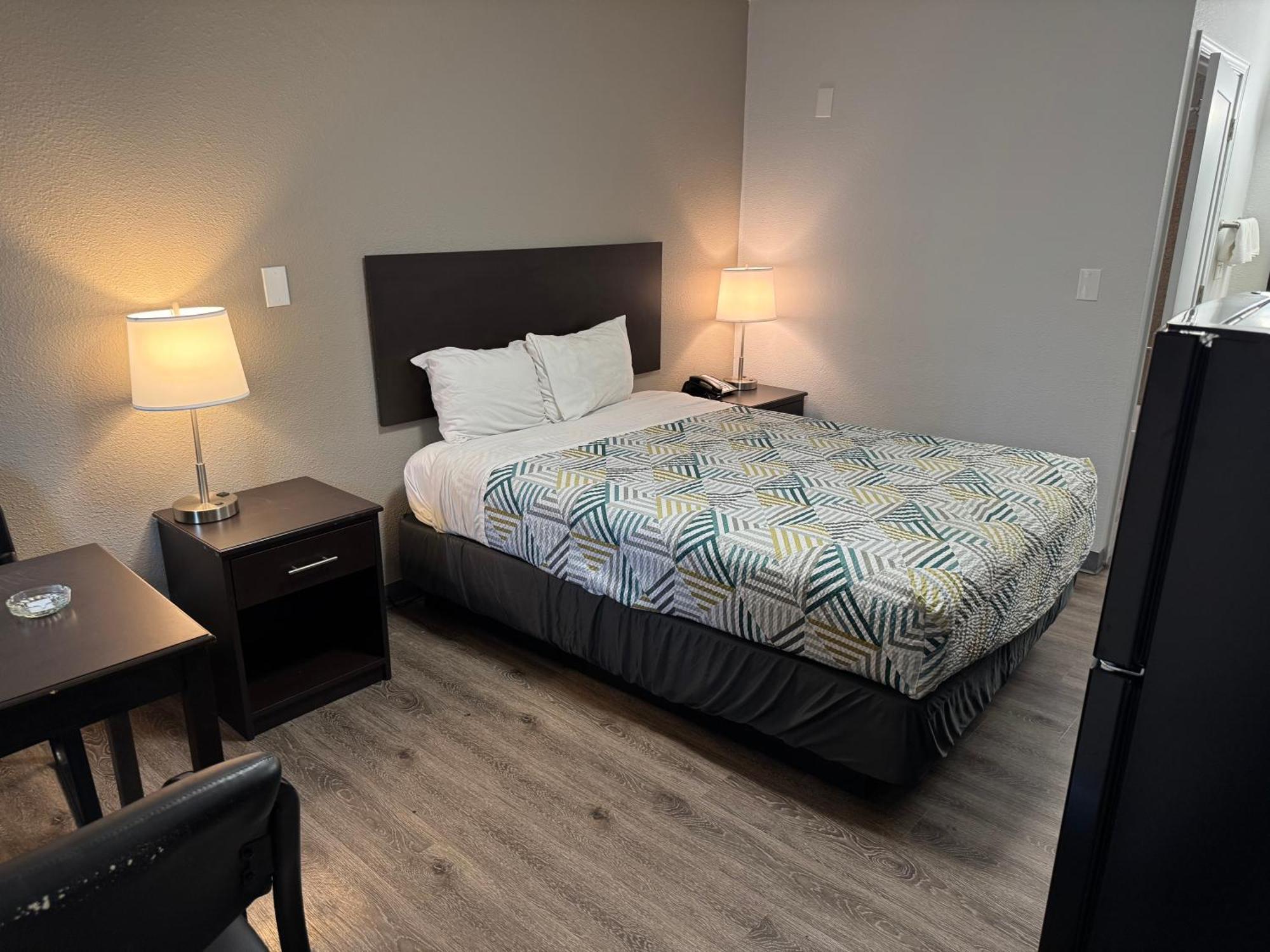 Econo Lodge Vancouver Extérieur photo