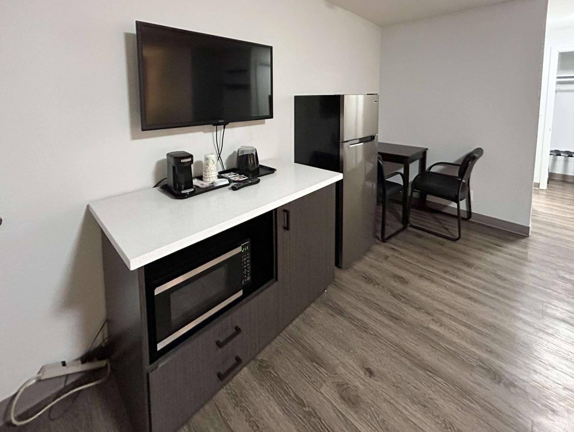 Econo Lodge Vancouver Extérieur photo