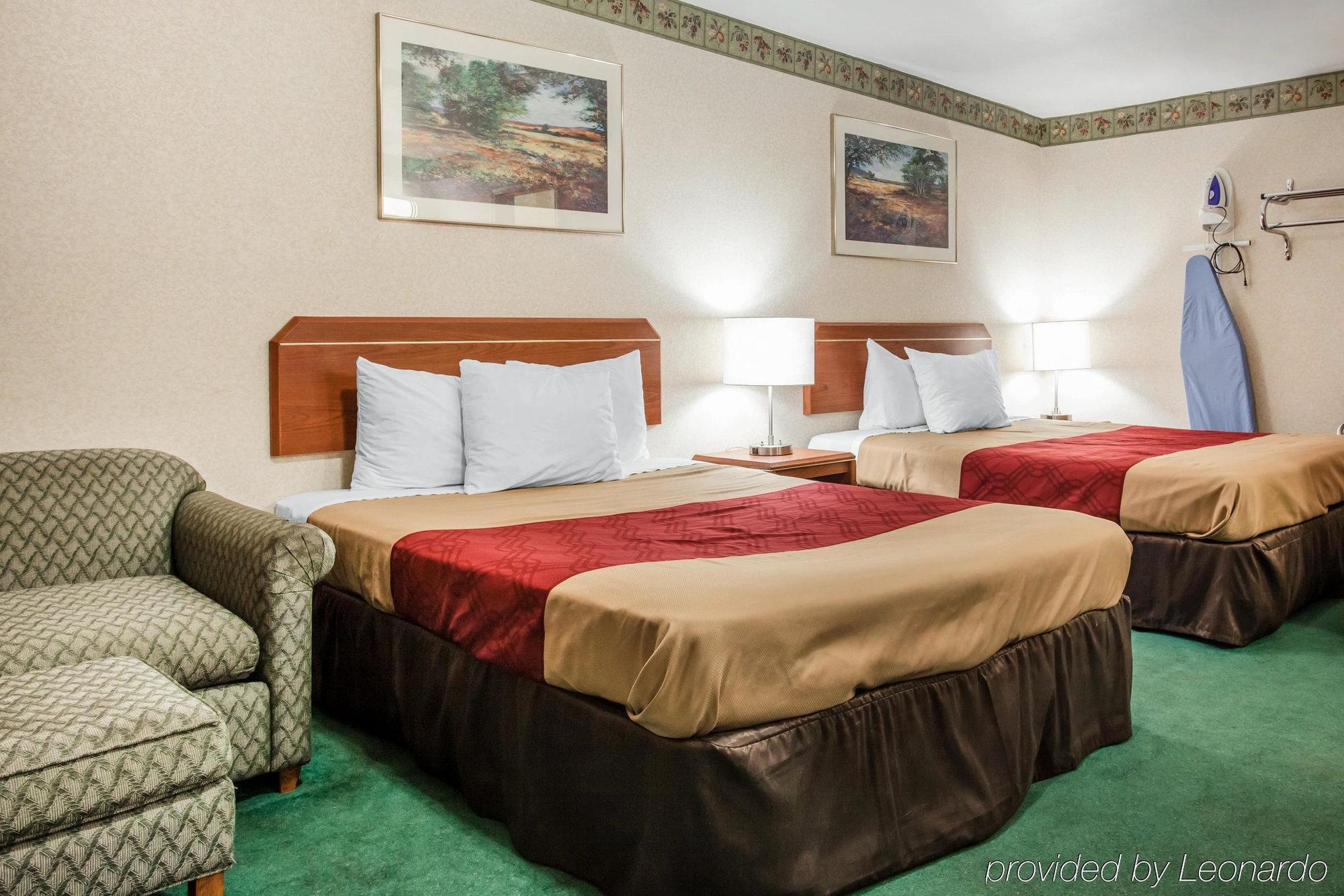 Econo Lodge Vancouver Extérieur photo